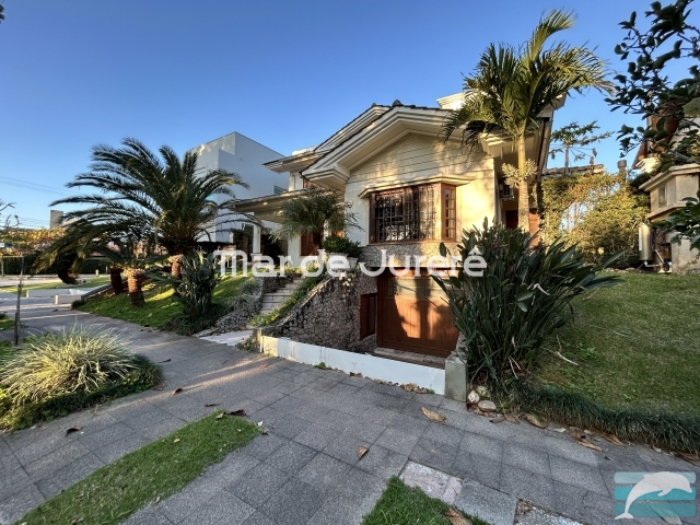Buy and sell | House  | Jurerê Internacional | VCI0016